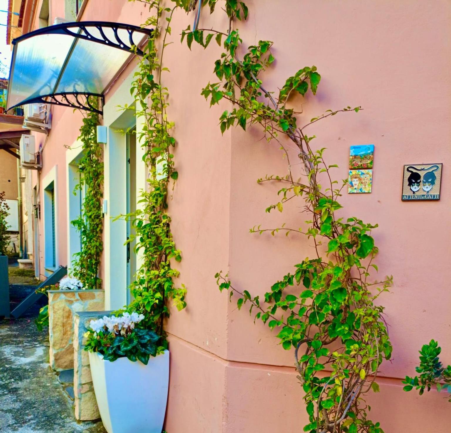 Taormina Center Private Apartments By Fragranza Di Sicilia Eksteriør billede